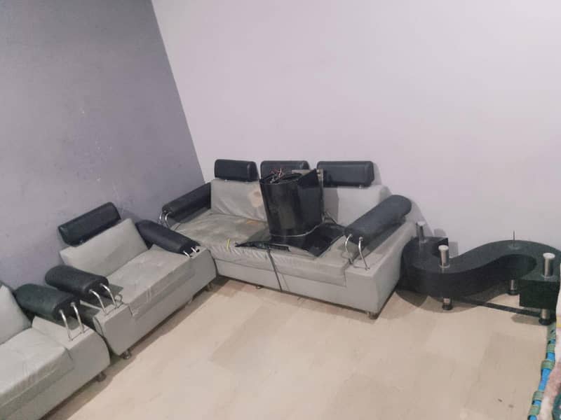 SOFA SET WITH TABLE 3