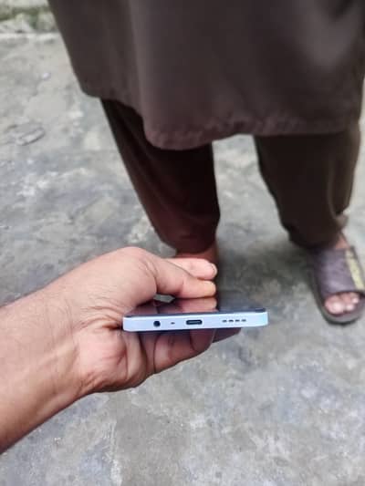 realme note 50 4+8/128  03404596015