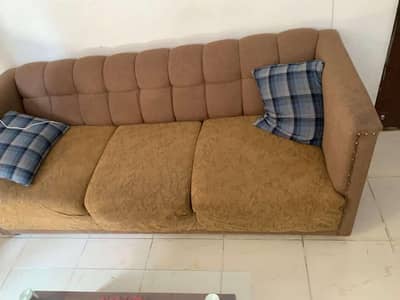7 Seater Comfortable Sofa – Good Condition | Stylish & Durable