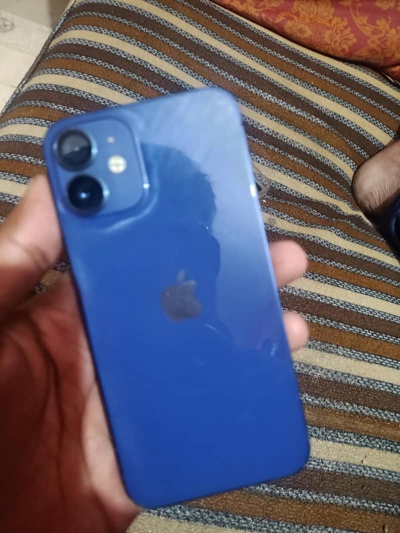 iphone 12 mini 1