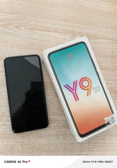 Huawei y9 prime 128 gb with box