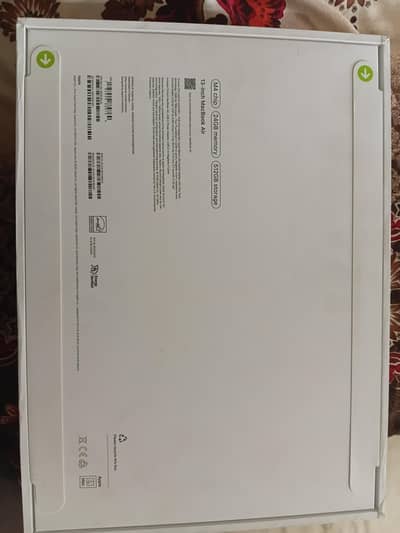 apple macbook air m4  24/512 13 inch