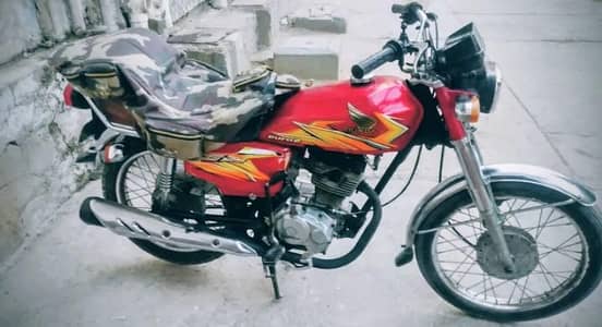 HONDA CG125 2021 MODEL KARACHI NUMBER GUNINE CONDITION URGENT SALE