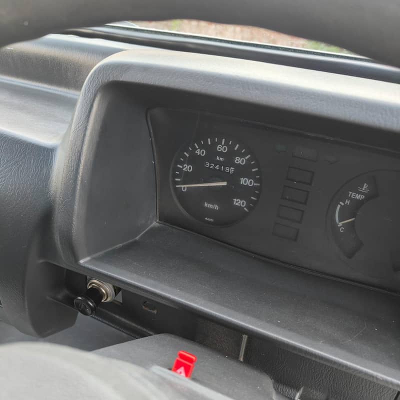 ٹوٹل جینون ہے 4