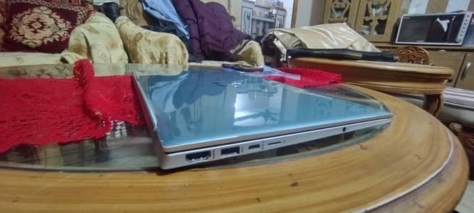 HP Pavilion 15 ryzen 7 (urgent sale)price negotiable