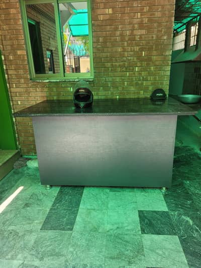 Modern Office Table with Marble Top – Solid & Stylish