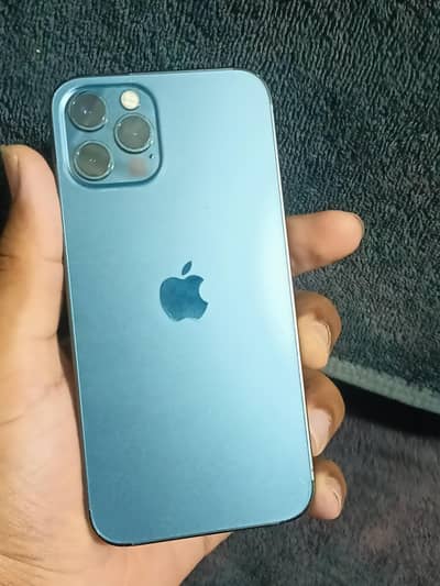 Iphone 12 pro 100% health and original