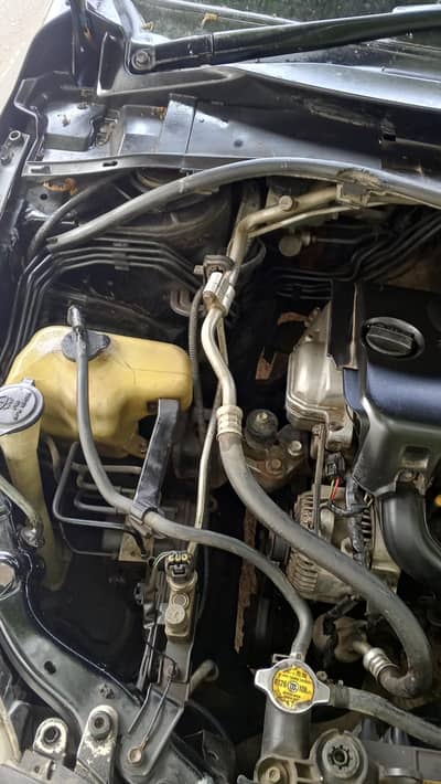 Toyota Gli genius  black color engine genius ha