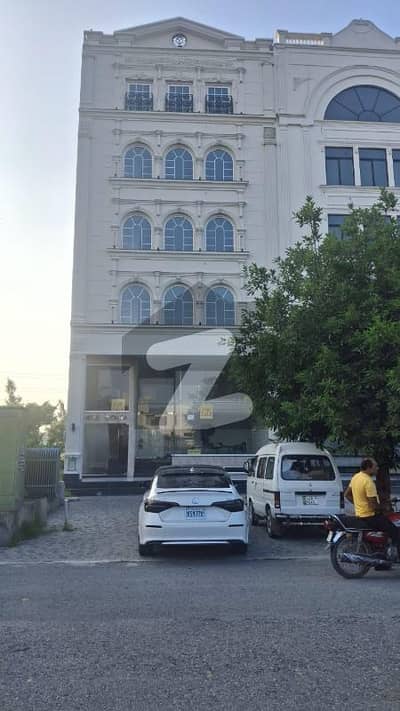 Prime 4 Marla Plaza With 7 Floors & 7 Lac Rental DHA Phase 6