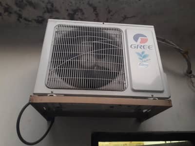 gree AC used good condition one ton