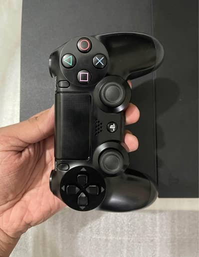 PS4 look like brand new with 5 online games purchased