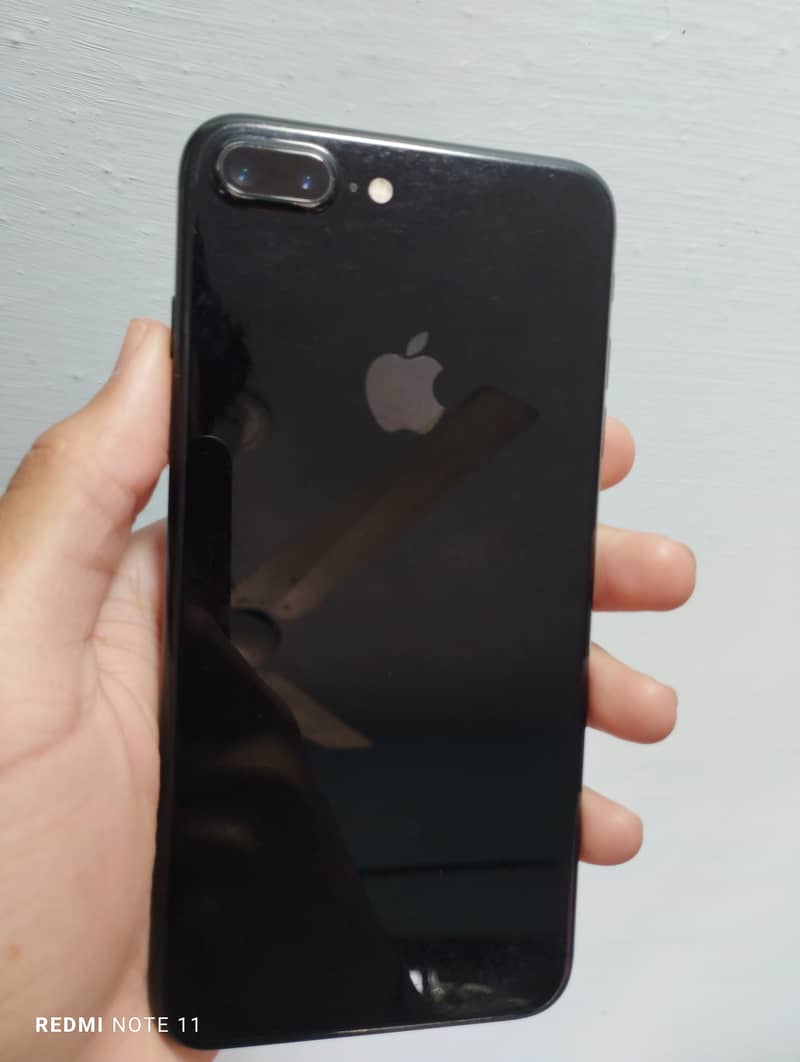 Apple iPhone 7 Plus 0