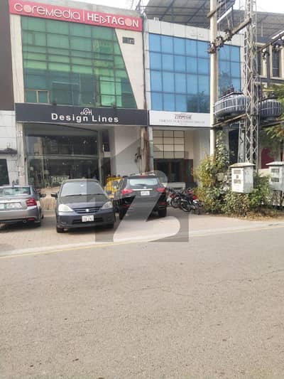 6 Marla Commercial Rented Building ( Monthly Rent income 6 Lakh ) Available For Sale Golden Chance For Future Investment In DHA Phase 4 DD B Block