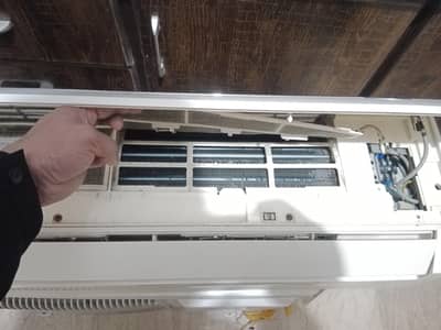 gree ac original condition 03044085840