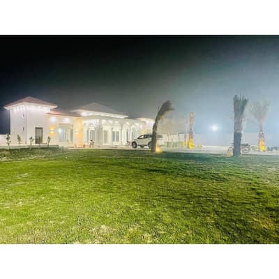 Beautiful Farm House For Rent In Lahore