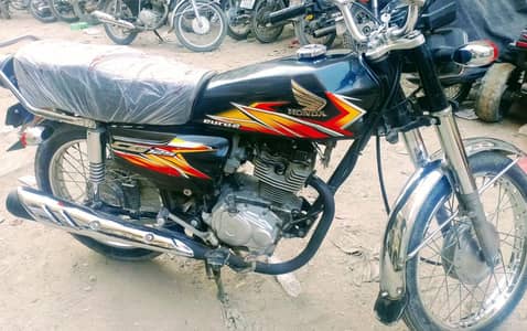 Honda CG 125 (black)