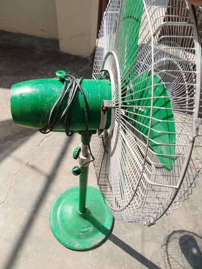 fan for sale neat condition buy and use