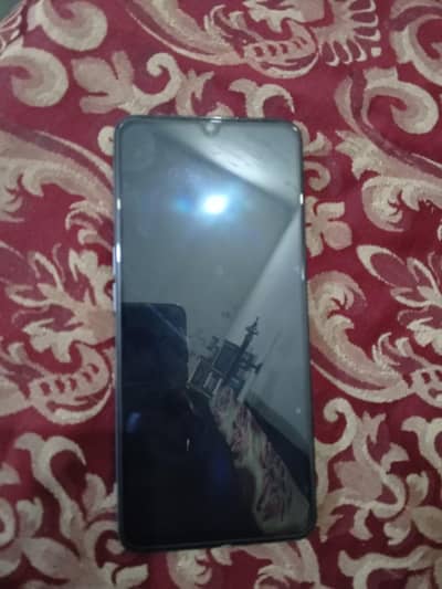 Oppo f17 8/128 for sale