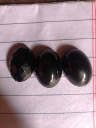 Neelam  yakut  haqeeq