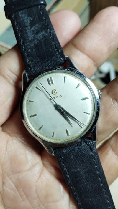 Cyma vintage model Swiss Made