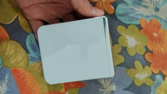 Samsung ZFlip5 8+8/512