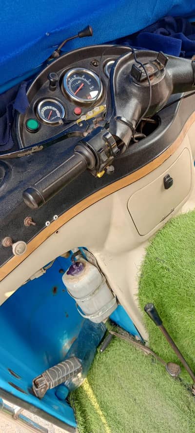 sazgar rickshaw  good condition