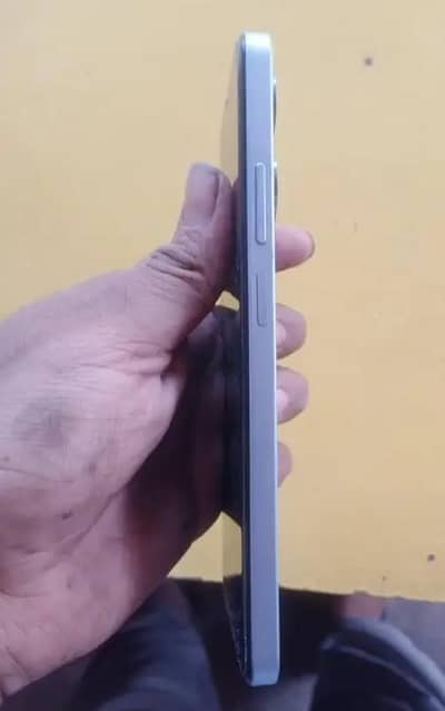 Realme note 60 4 64 just like new