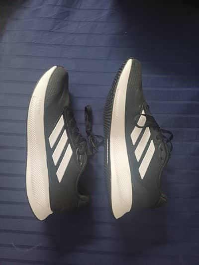 Adidas Runfalcon 5 Size US 9
