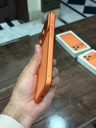 iphone 17 pro max jv with box