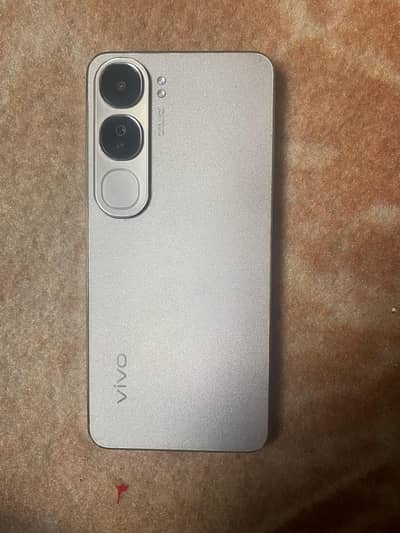 Vivo Y200