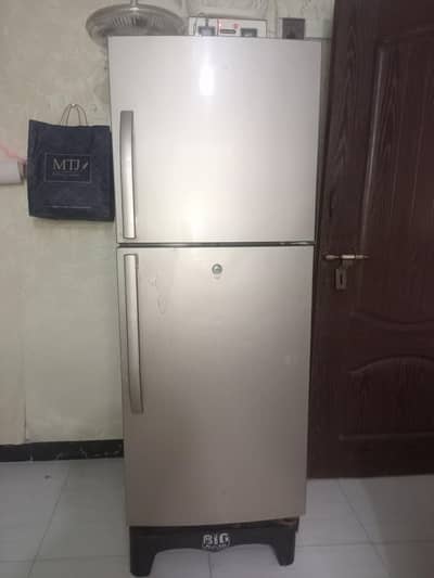 3 years used haire freezer