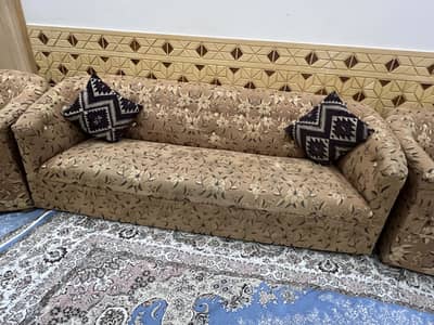 Used sofa set good condition