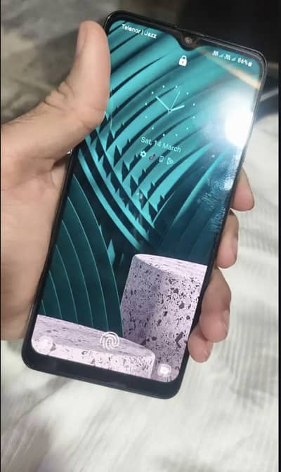 Samsung A31 4 128gb with box only panel change h back minor c crack h