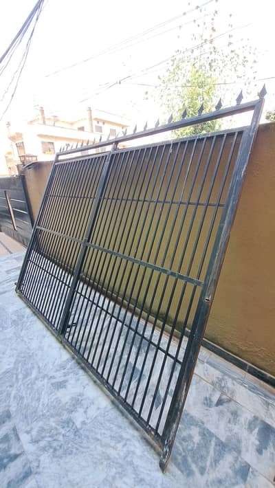 Gate for sale in great condition