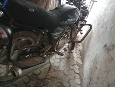 Suzuki GS 150 2022 Model – Excellent Condition, Second Owner