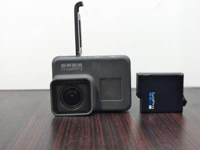 GoPro Hero 5 Black with battery and memory card
