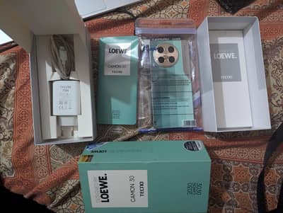 Tecno Camon 30 16gb, 256gb with box charger