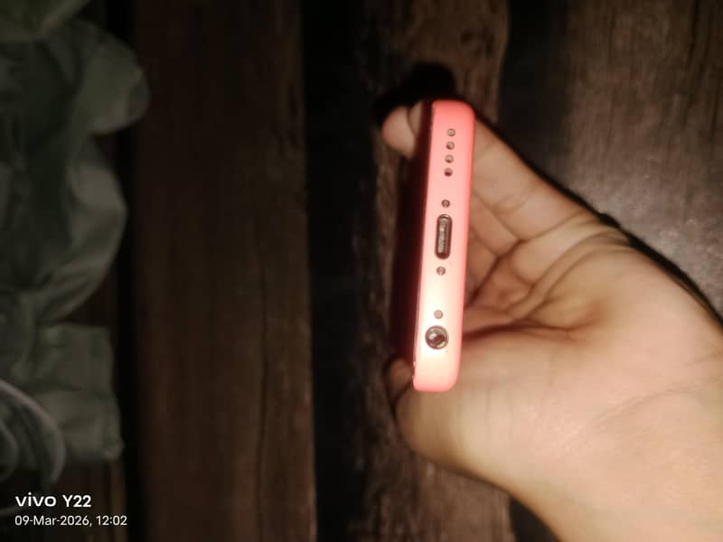 iPhone 5c condition 10/10 4