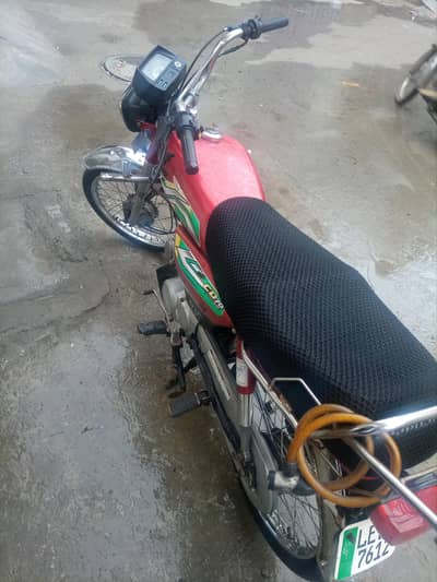 Honda 70cc bike for sale urgent 2007 model