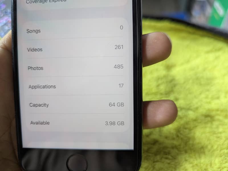 iPhone SE 3rd generation 8