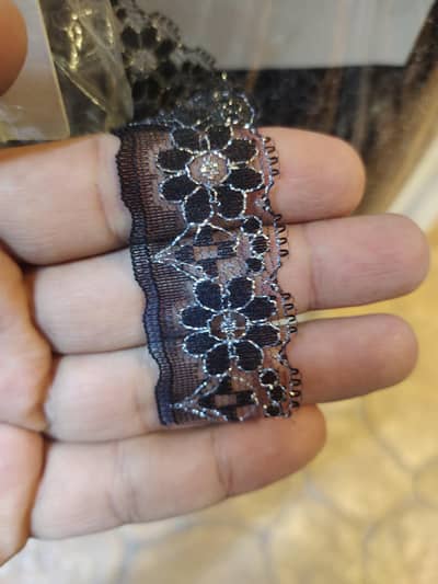Net lace  details