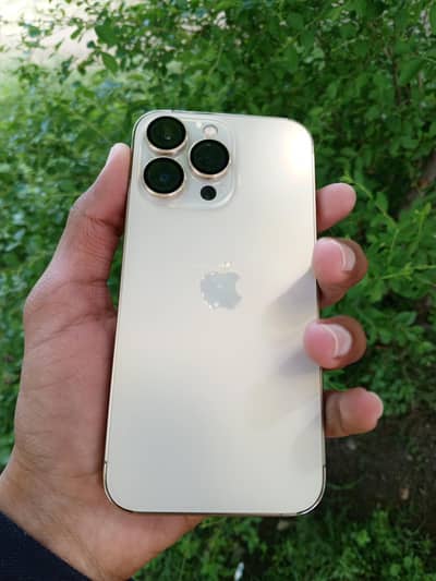 Iphone 13pro jv what'sapp num 03/24/63/414/26