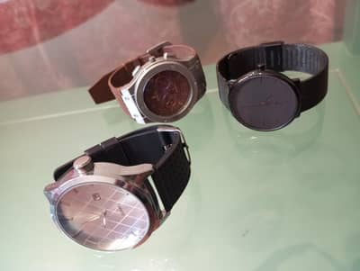 Man's Watchs Deal 3 different Good Condition