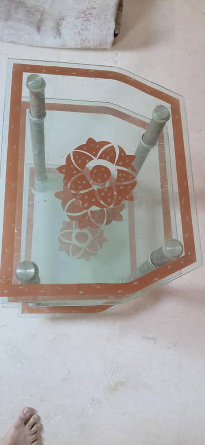 Two Tv trolley of glass