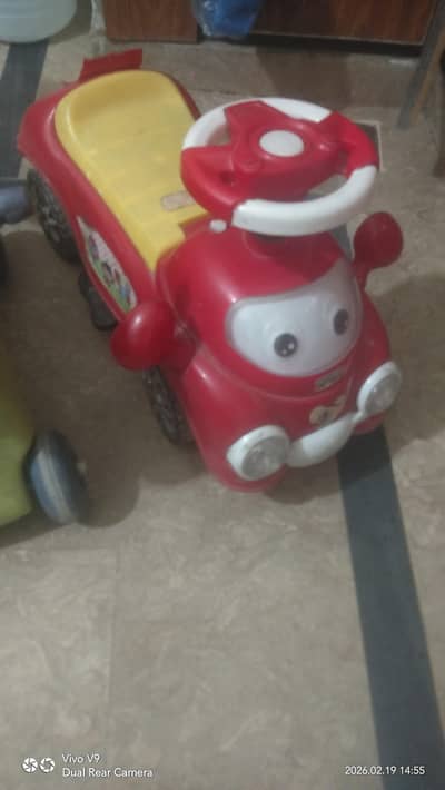 plastic horse and gari