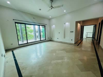 1KANAL UPPER PORTION WITH SEPARATE GATE IN DHA PHASE 2