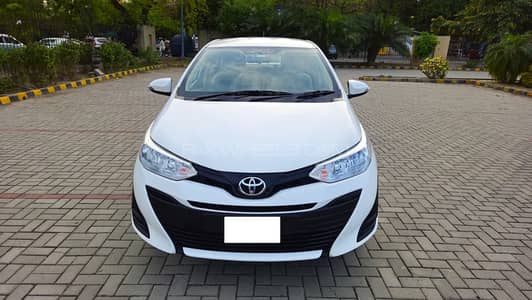 Toyota Corolla Yaris 2021