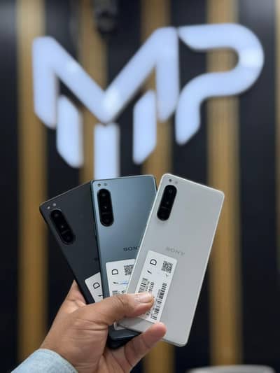 sony Xperia 5 mark 4 (8/128 Snapdragon 8gen 1  (0/3/1/7/8/1/7/9/4/1/1)