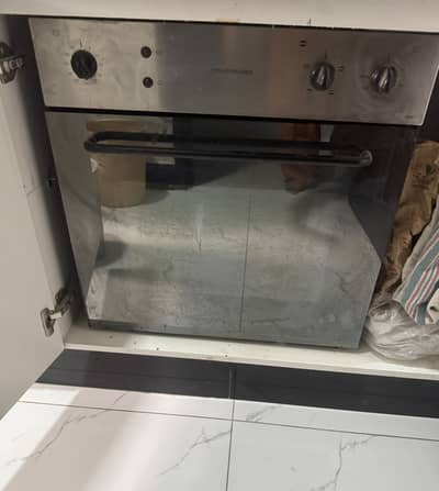 Nardi oven in excellent condition