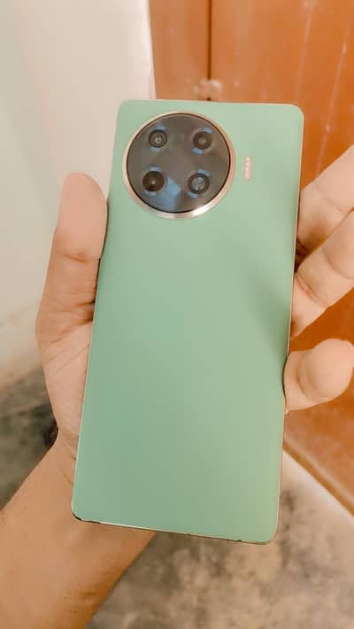 Tecno spark 20 pro plus+ 8+8 256 with box